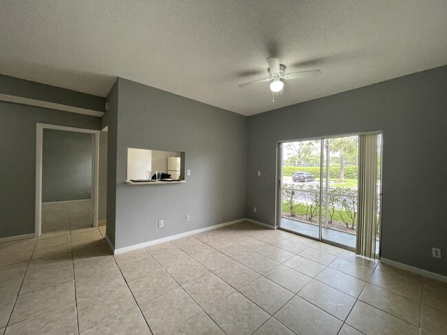 Foto del edificio - 840 Cypress Park Way