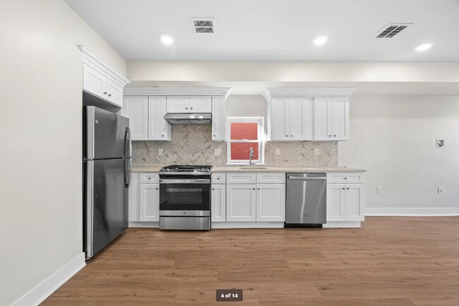 Foto del edificio - 20 Joyce Kilmer Ave