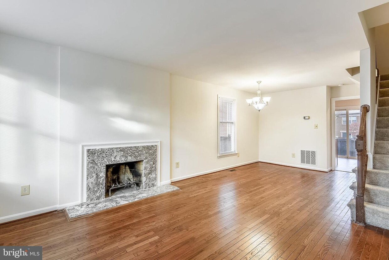 1523 Oronoco St, Alexandria, VA 22314 Townhome Rentals in Alexandria