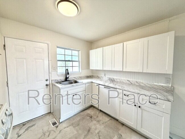 Foto del edificio - 229 East 28th St N