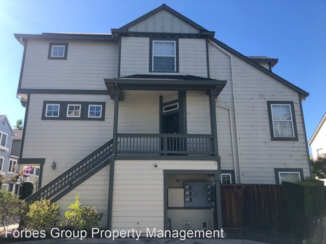 Foto del edificio - 3 br, 3.5 bath House - 21 Creekside Lane
