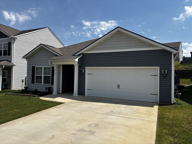 Foto del edificio - 2732 Minuteman Ln