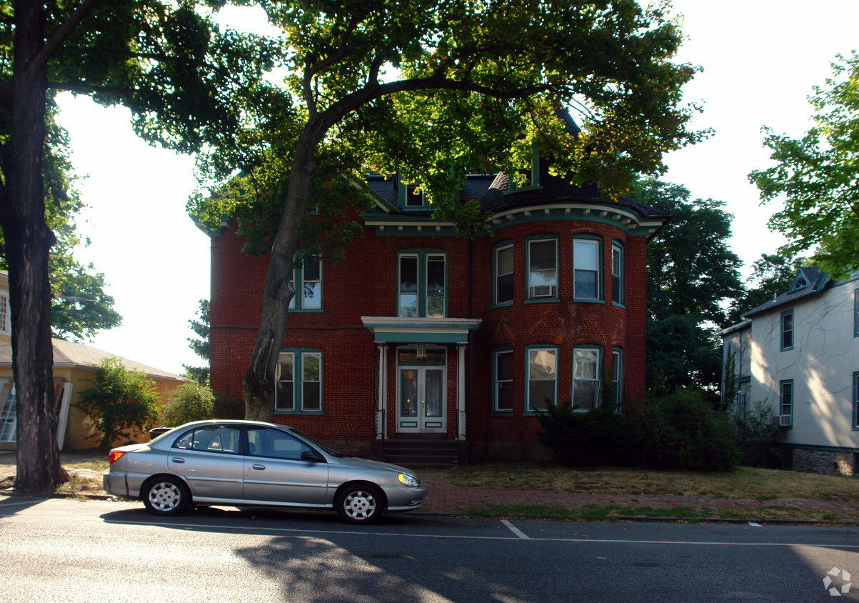 Foto del edificio - 216 S Prospect St