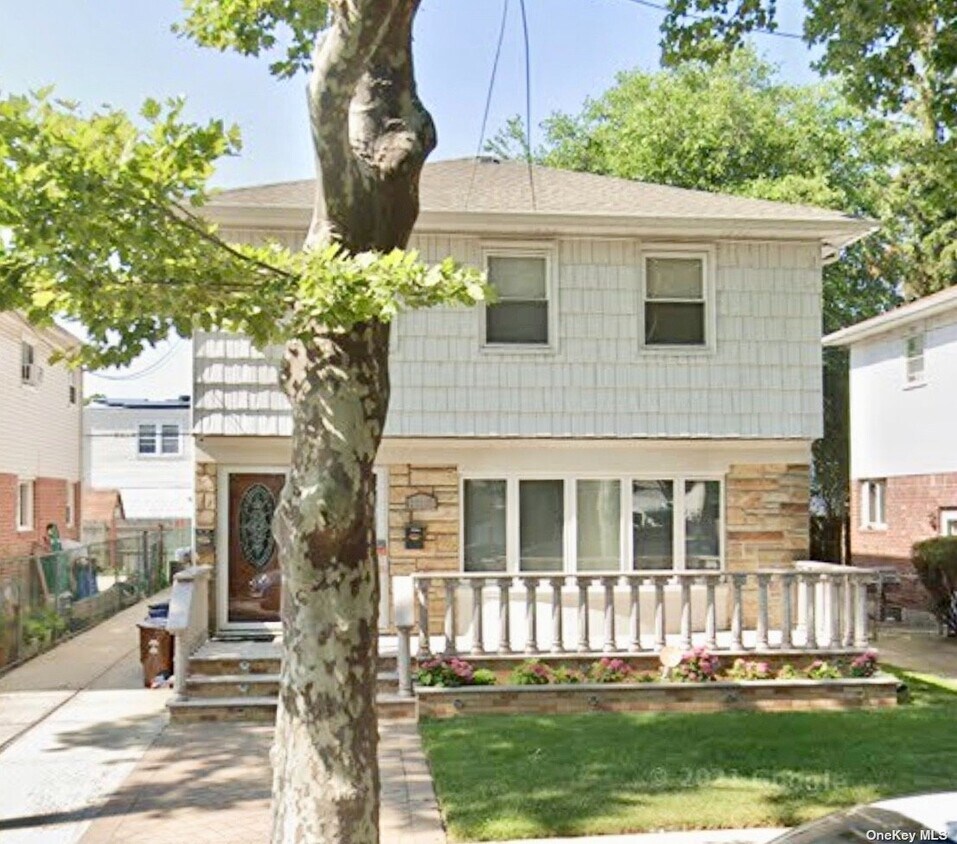 Primary Photo - 259-37 149th Ave