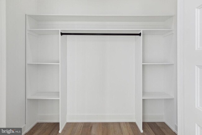 Foto del edificio - 2449 N 2nd St