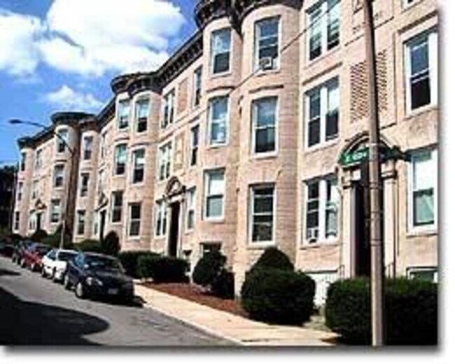 Foto del edificio - 18 Mount Hood Rd