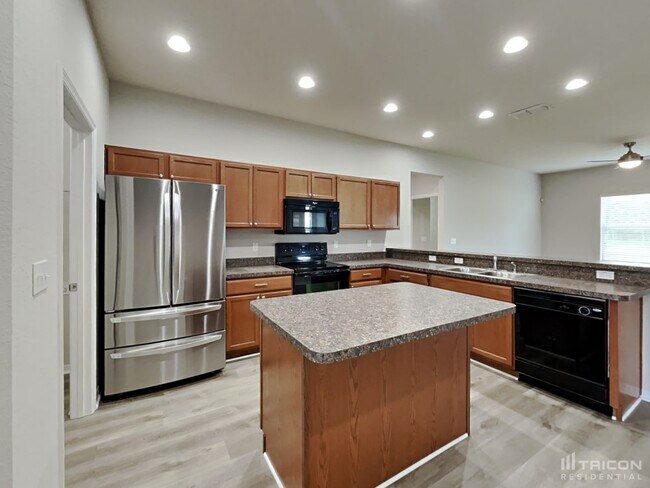 Foto del edificio - 3612 Bristol Cove Ln