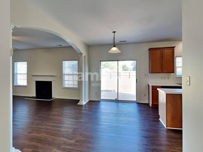 Building Photo - 2006 Brook Valley Run