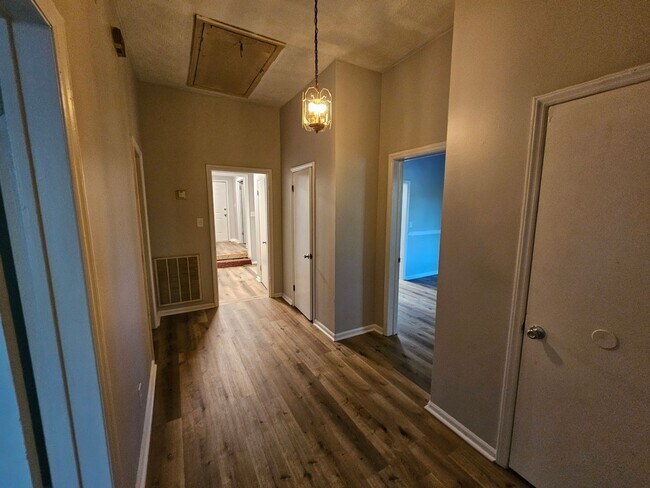 Foto del edificio - 3 Bedroom, 1 Bathroom- Home in South Rome!