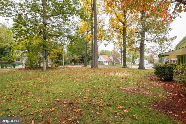 Building Photo - 4223 Oakford Ave