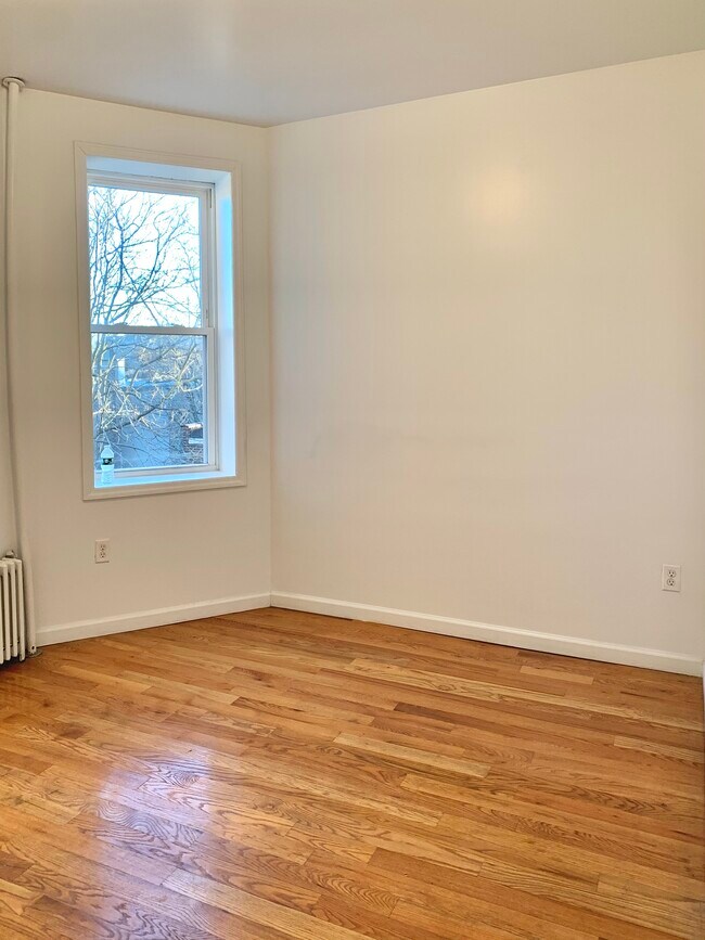Building Photo - 3510 Park Ave
