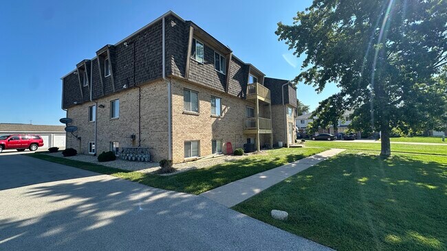 Foto del edificio - 2390 Bicentennial Ave