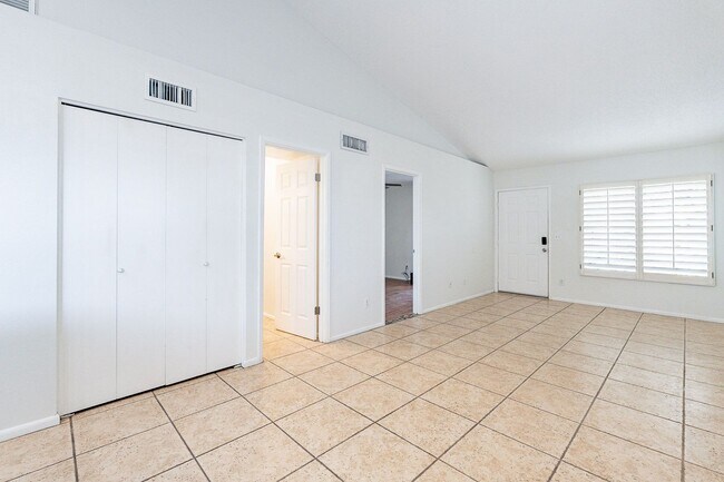 Building Photo - Two Bedroom / Two Bath / Solar / 2 Car Car...