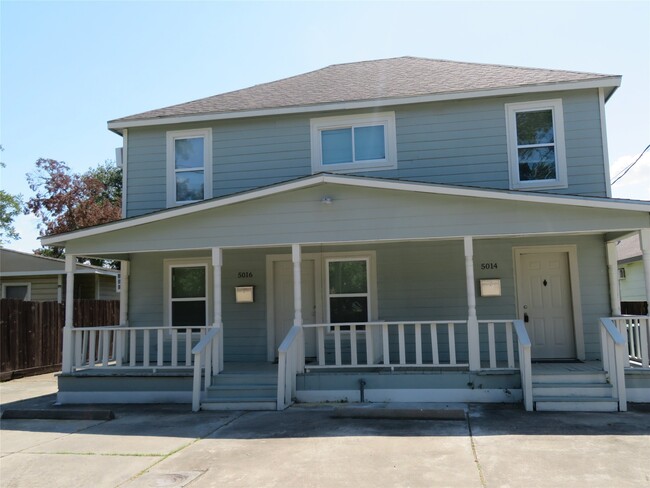 Building Photo - 5016 Walker St
