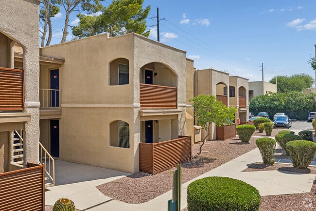Building Photo - College Town Tucson- Near The U of A