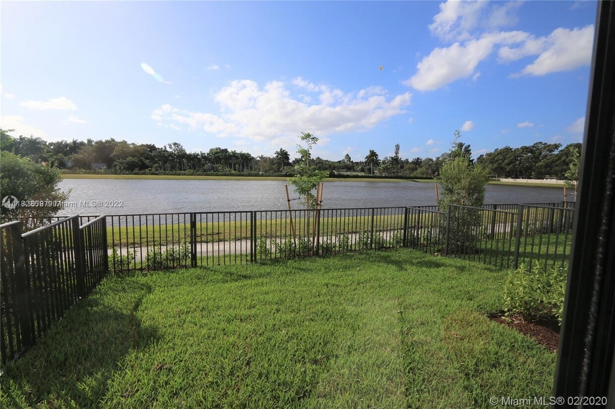 5938 Mustang Manor, Davie, FL 33314 Townhouse for Rent in Davie, FL