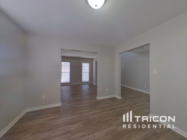 Building Photo - 2112 Edenderry Drive Statesville NC