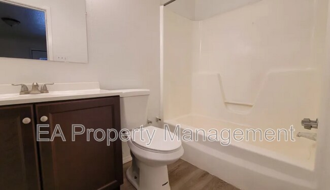 Foto del edificio - 336 Grove St SE