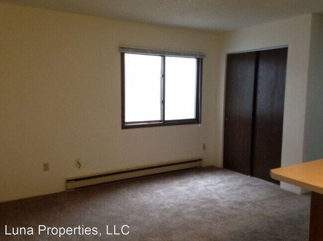 Foto del edificio - 1816 Remington Way