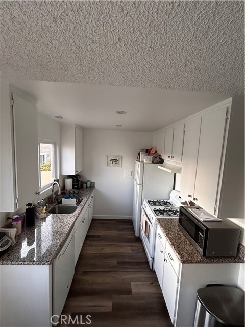 Building Photo - 2121 CA-1