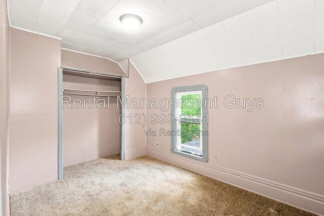 Foto del edificio - 2205 10th Ave S