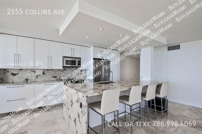 Foto del edificio - 2555 Collins Ave
