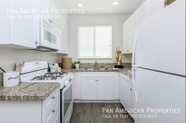 Building Photo - 840 S Magnolia Ave