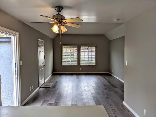 Livingroom - 34637 Bahama Cmn