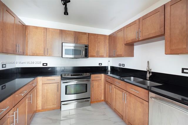 Foto del edificio - 8395 SW 73rd Ave