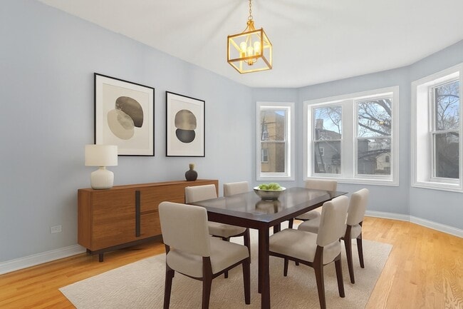 Foto del edificio - 1529 S Komensky Ave