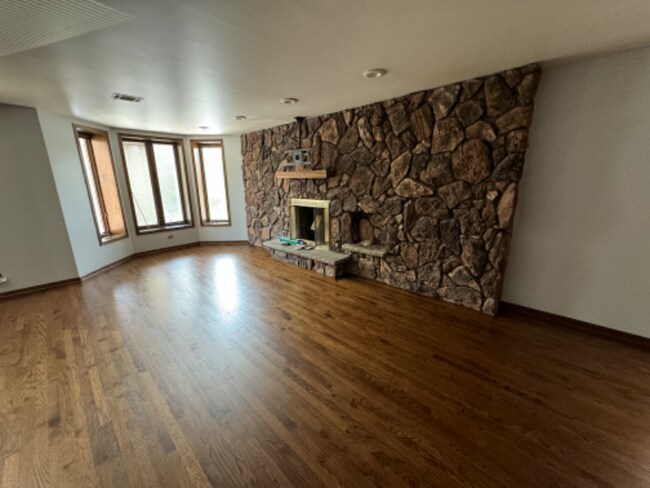 Building Photo - 3234 S Princeton Ave
