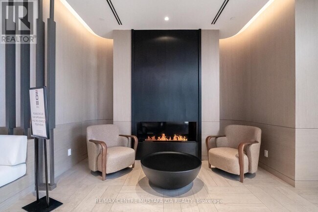 Photo du bâtiment - 4015 The Exchange