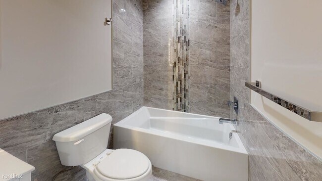 Foto del edificio - 3 br, 3 bath House - 2130 N 5th ST