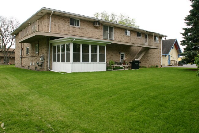 Building Photo - 824-825 W Thomas L Pky