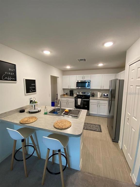 Foto del edificio - 46 Willow Ln