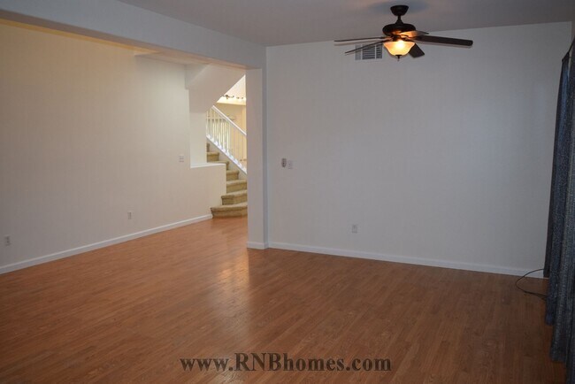 Foto del edificio - 6569 Powder Ridge Dr