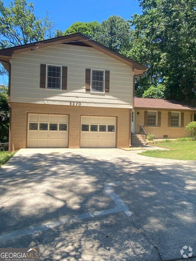 Villa Nueva Apartments for Rent with Parking Stone Mountain, GA 1