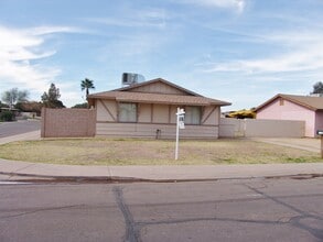 Building Photo - 1136 N 61st Ave