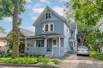 Building Photo - 42 Wilcox St
