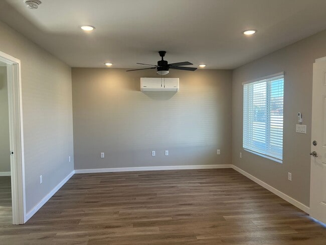 Building Photo - Adair-02