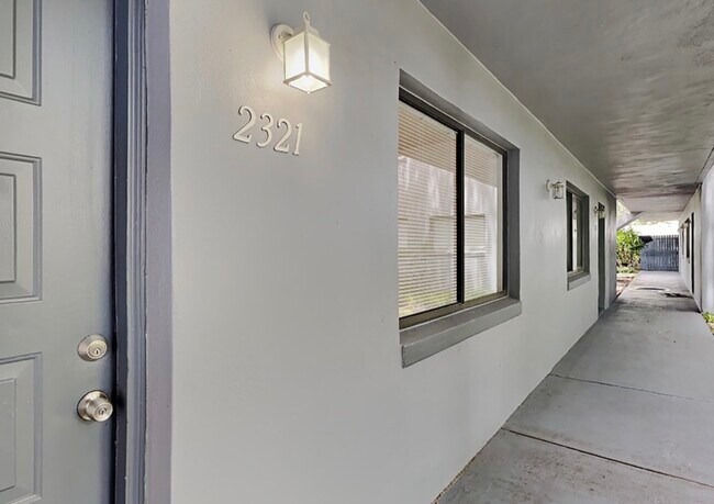 Foto del edificio - 2321 Oak Park Way
