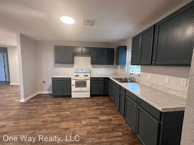 Building Photo - 3 br, 1 bath House - 2615 General Patton st