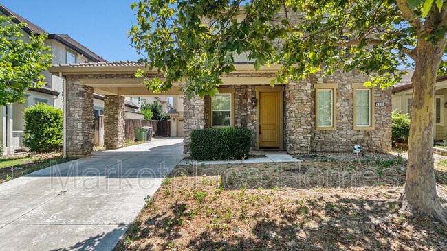 Foto del edificio - 4312 Middlefield Dr