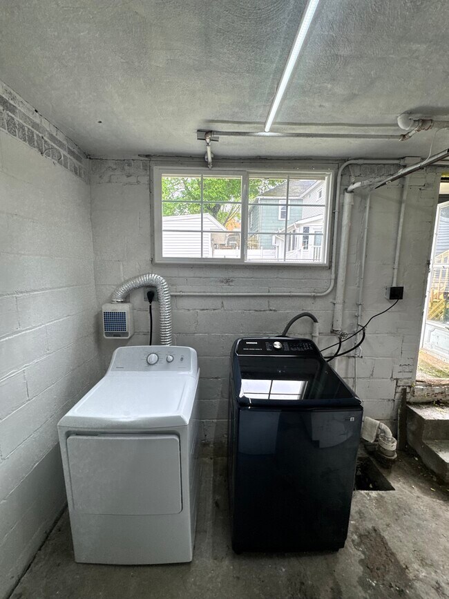 Foto del edificio - 2401 Plum St