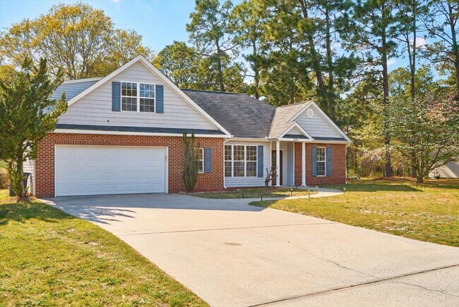Building Photo - 329 Green Links Dr