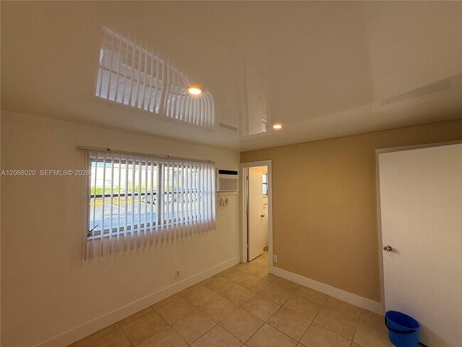 Foto del edificio - 5168 NE 6th Ave