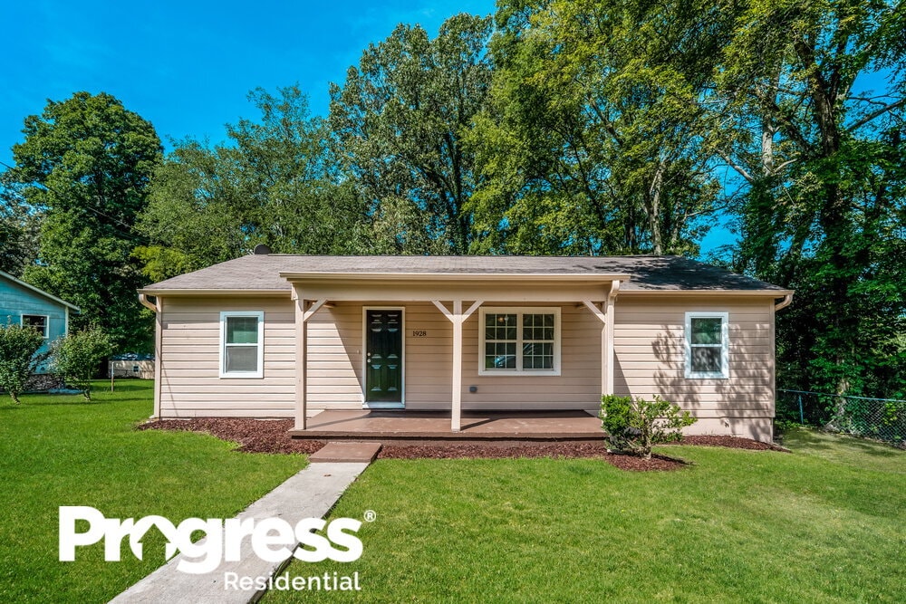 1928 3rd St NW, Center Point, AL 35215 House Rental in Center Point