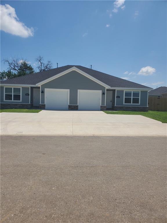 Primary Photo - 706 W Loren Dr