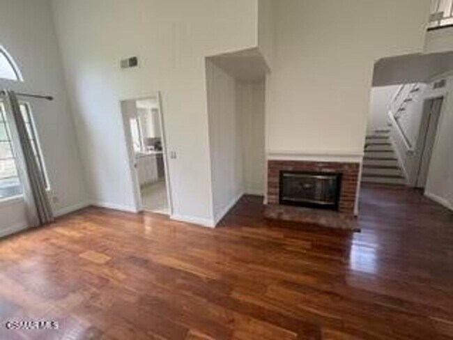 Building Photo - 3855 Lost Springs Dr