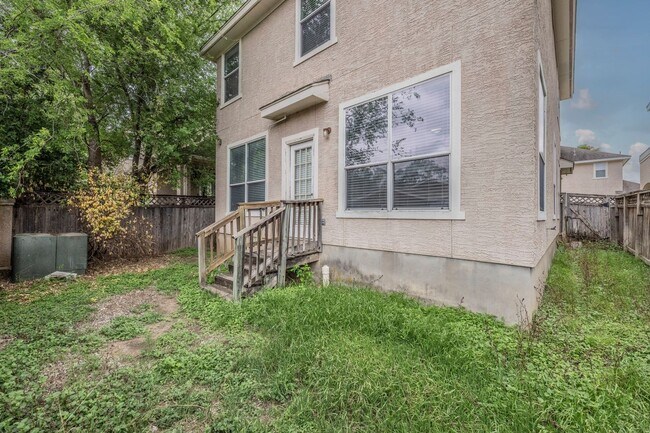 Building Photo - Large two story, two bedroom, two and a half bath